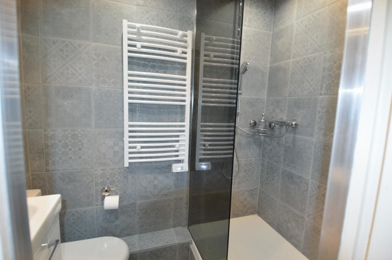 Superbe Appartement 5 Personnes Plein Coeur Centre-Ville Quartier Du Port De Nice Dış mekan fotoğraf